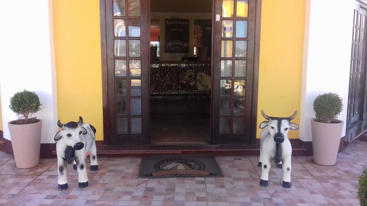 Hotel Fazenda Costa Do Sol Мангиньос Екстериор снимка